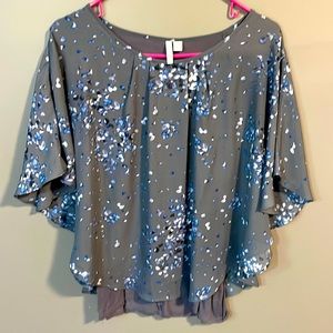 Gray and blue dress top